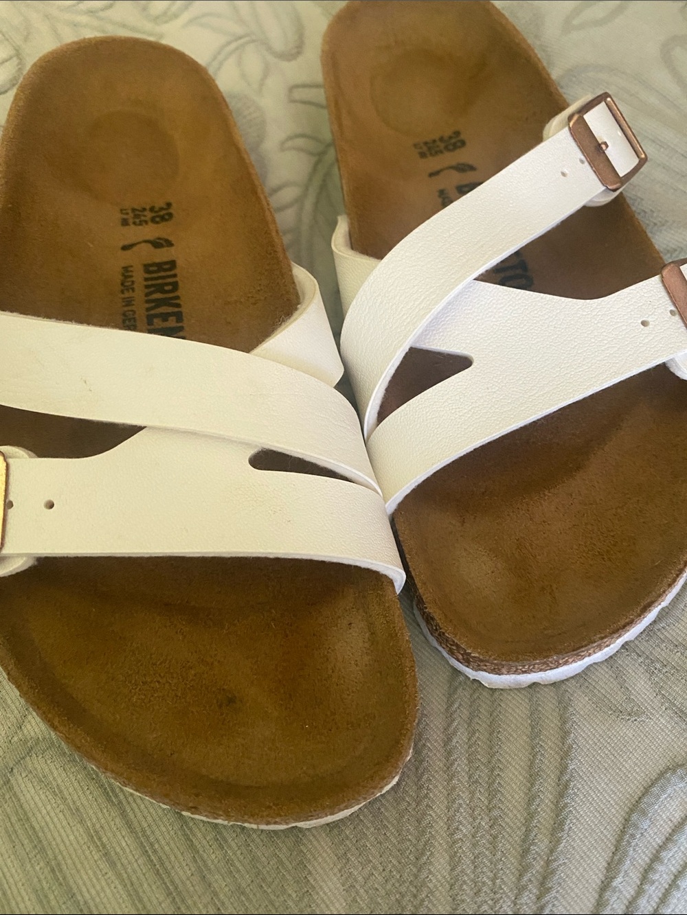 Birkenstock sandals EUC 38